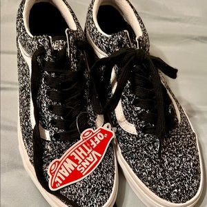 New in box. Vans Shiny Party shoes-size 8 1/2